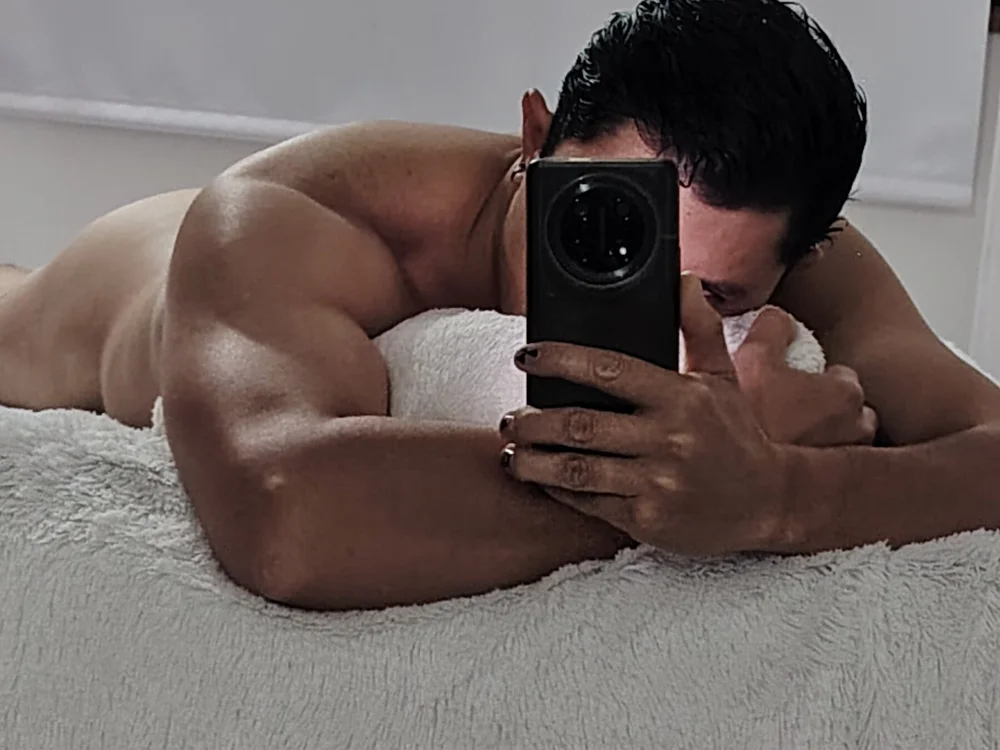 dougglaszaensn Offline XXX chat