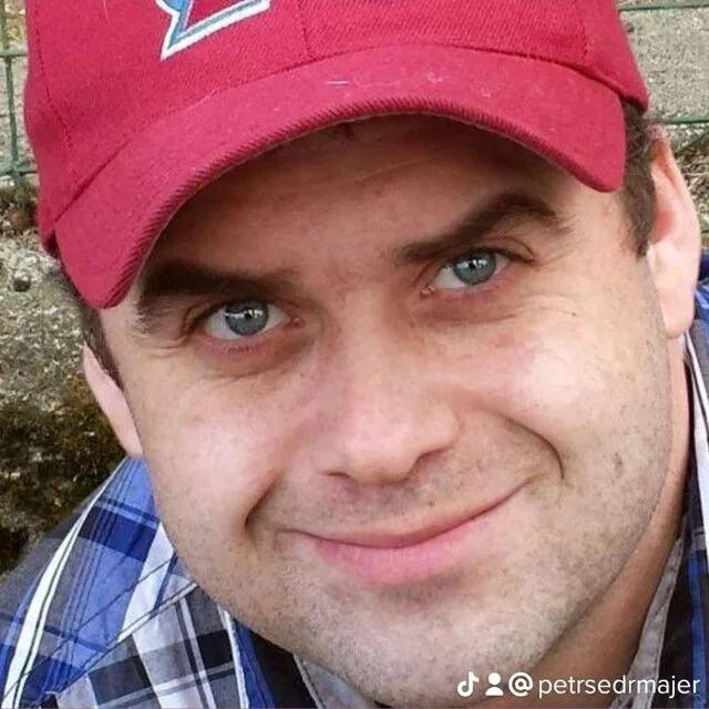 Pitrss66n Offline XXX chat