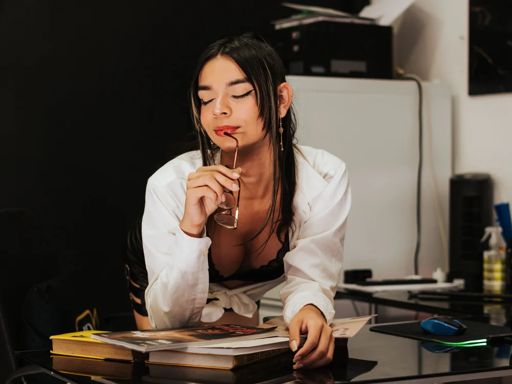 CaeliThalyana's Offline XXX Chat