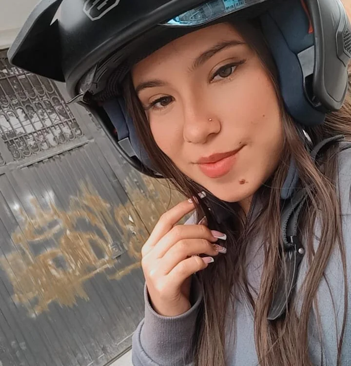 CUTE_KINGDOM7's Offline Chat Room