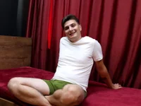 HugJulian's webcam live show