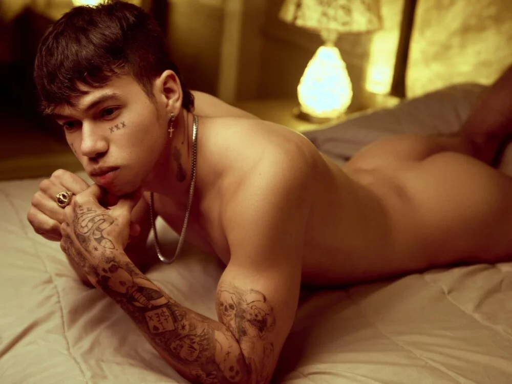 Offline XXX chat daamonxxx19