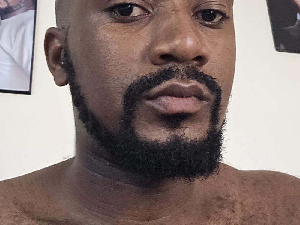 rtziopooo's Offline XXX Chat