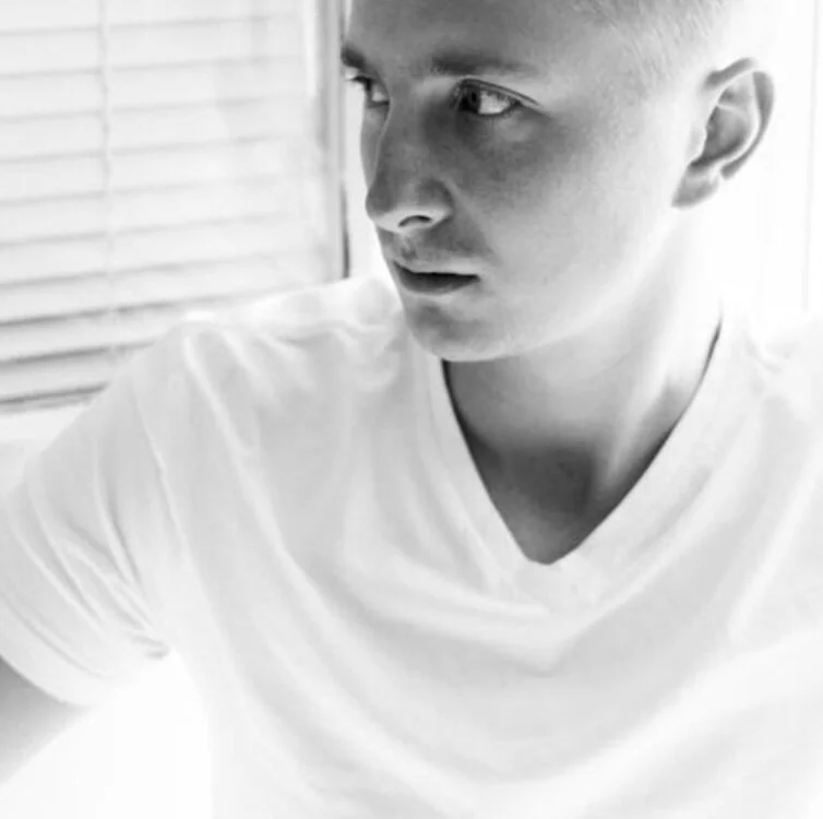 sexandbici's most recent online preview