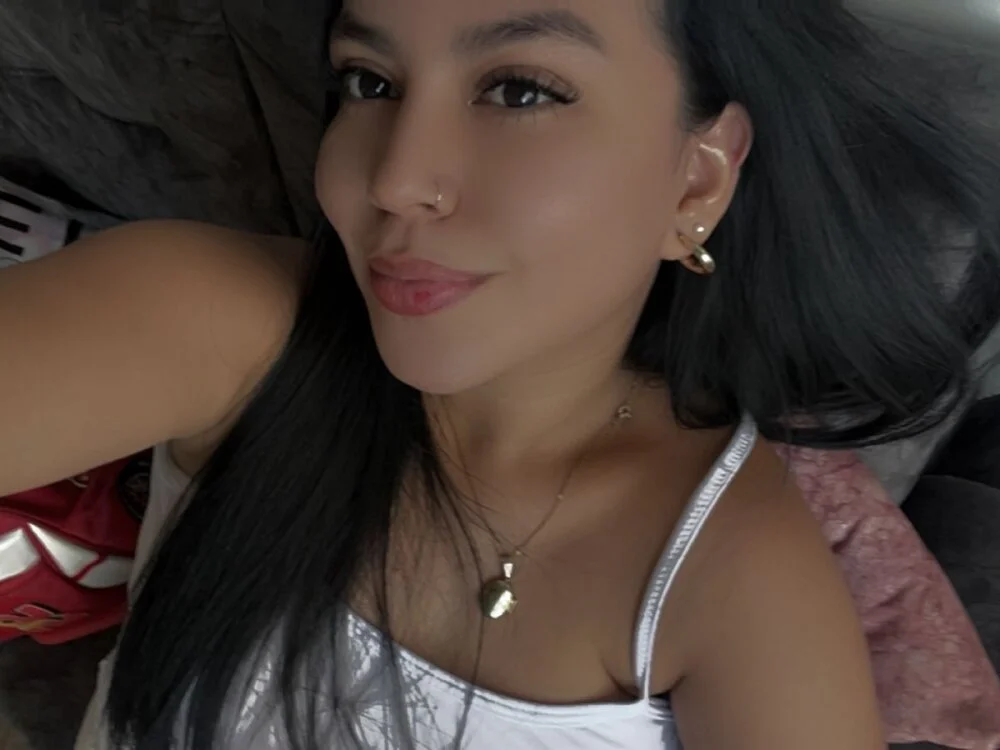 TessaCollinns: офлайн-секс-чат