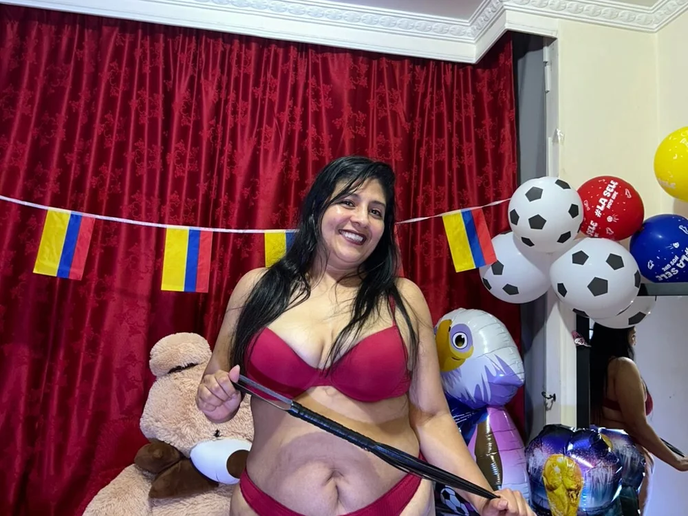 Antonella_Sm's Offline XXX Chat