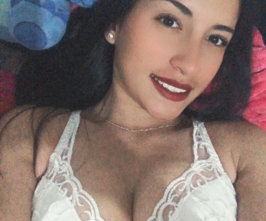 CELESTEBON_VC's Offline Chat Room