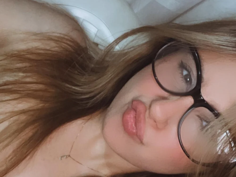 Offline XXX chat modela noa_11x