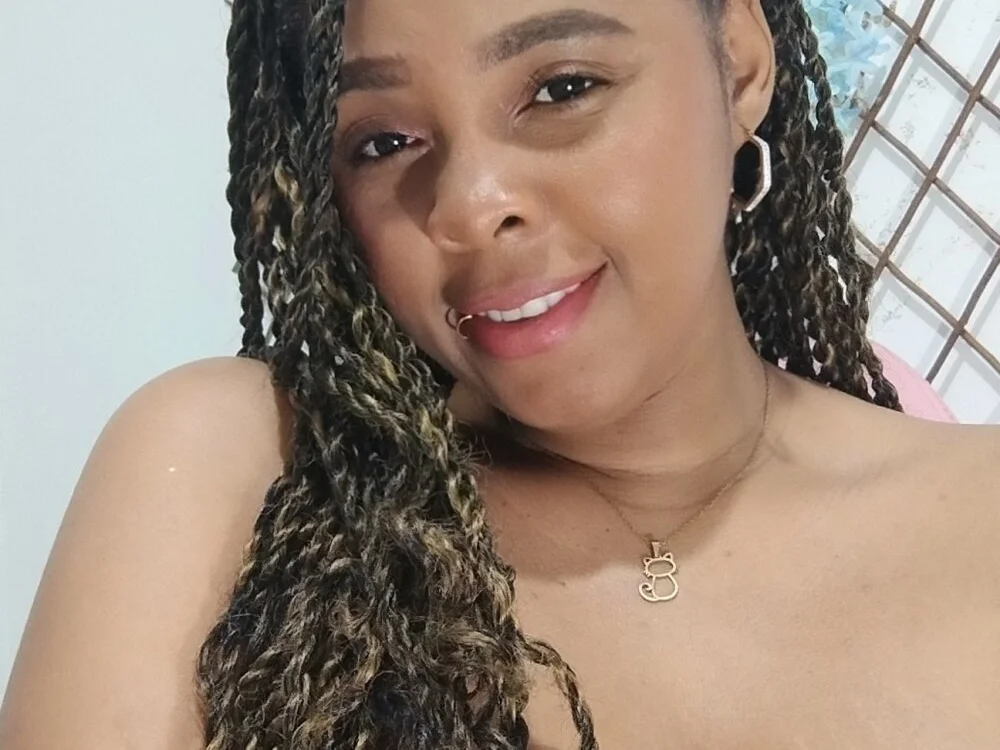 collegechica offline XXX-chat