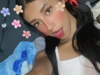 XXX chat uživo modela DakottaVelvett17