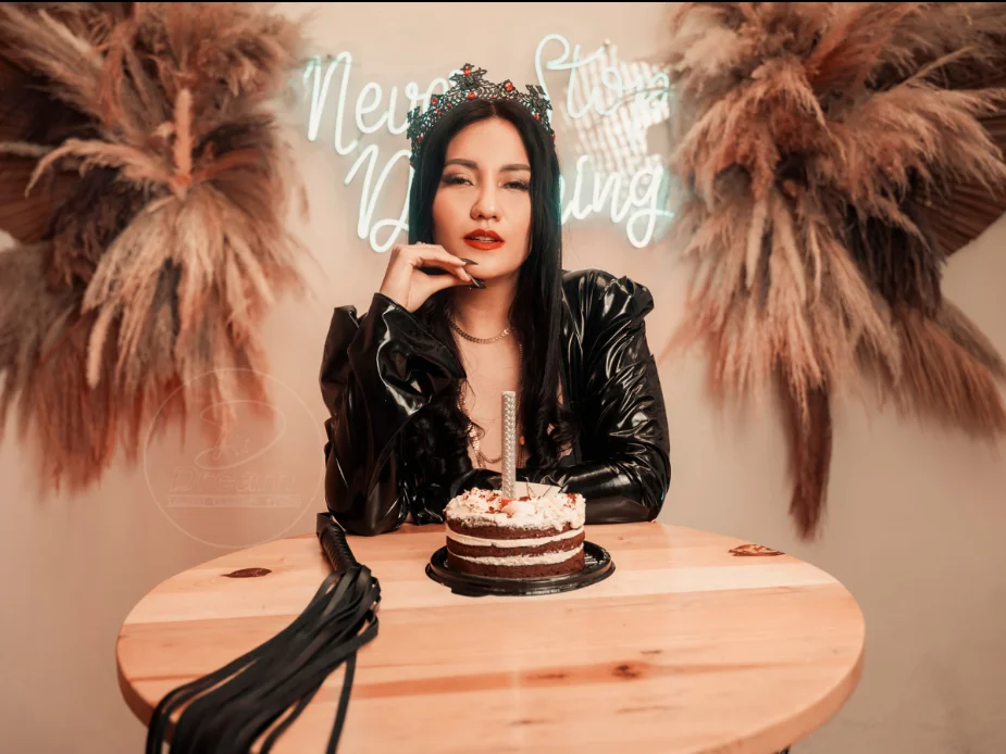 abbymora offline XXX-chat