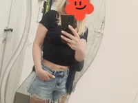 Blondi_my লাইভ XXX চ্যাট