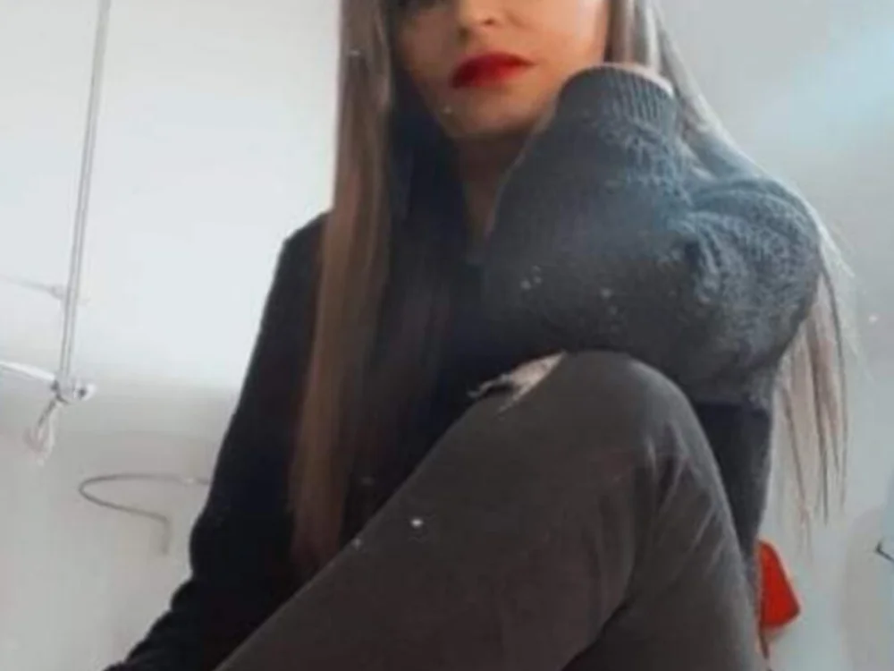 Danna_Cano offline chatrum