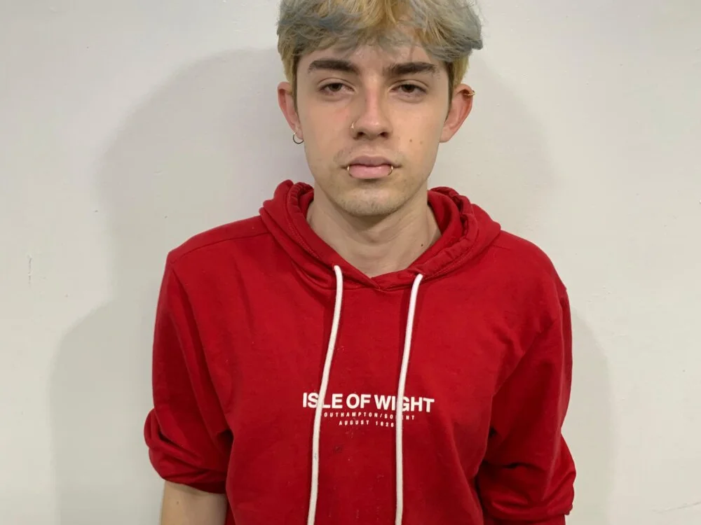 Jake_And_Louis' Offline XXX Chat