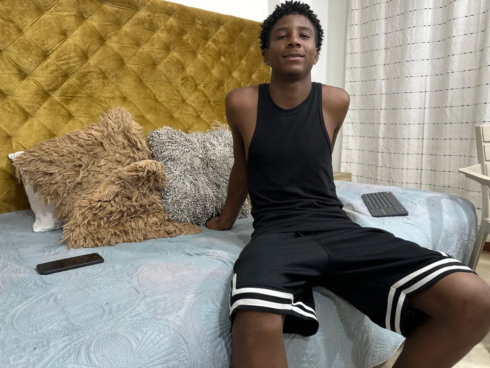 ThiagoSponwn Offline XXX chat