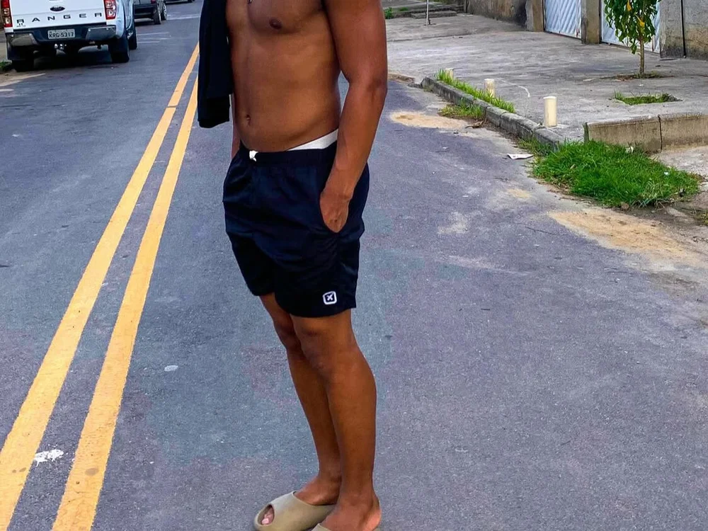 predador6969's Offline XXX Chat