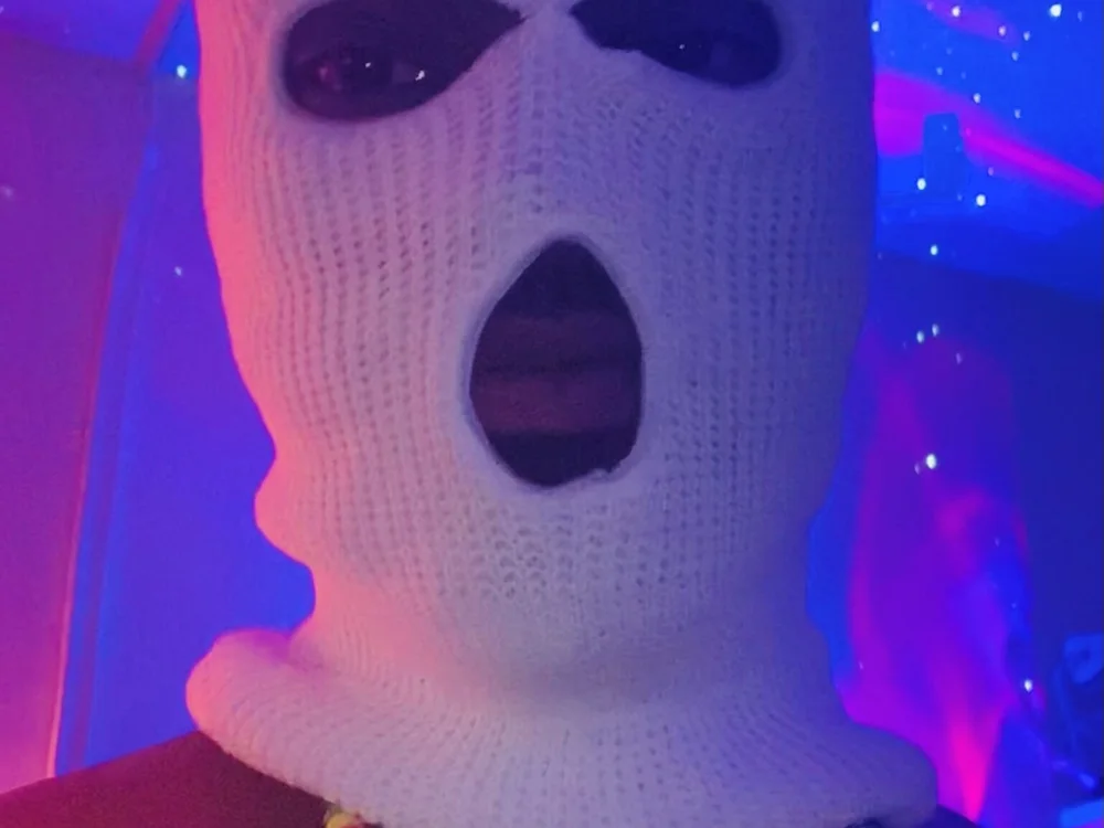 hornymascguy0 Offline XXX-chat