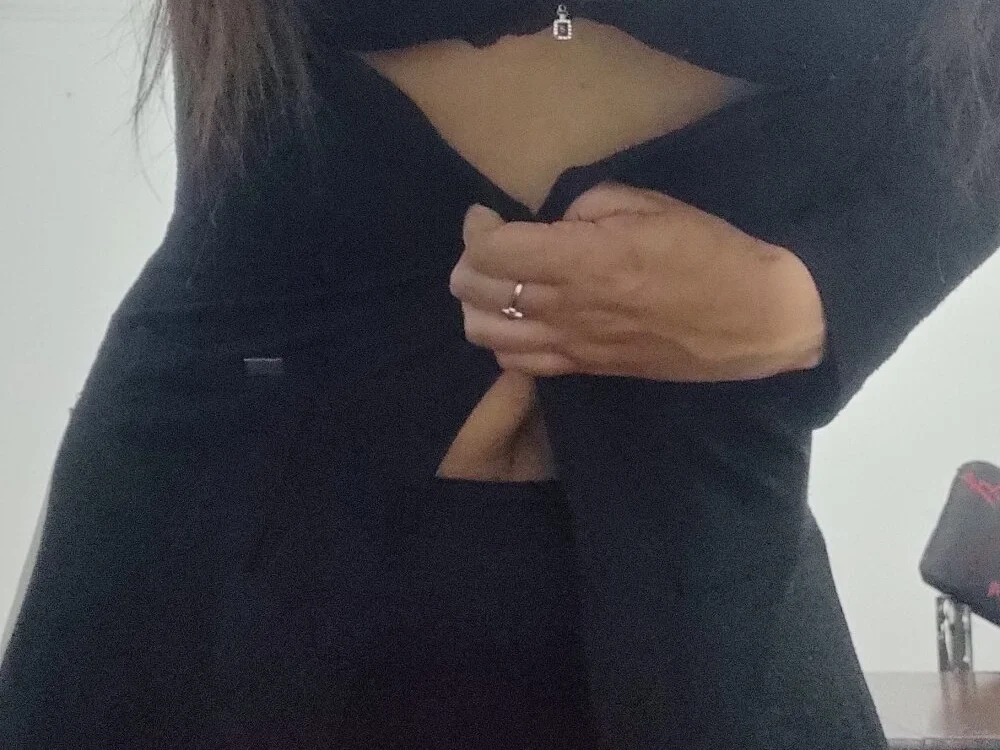 Kathiczeles Offline XXX-chat