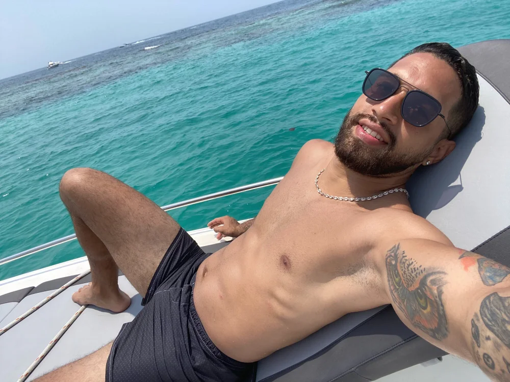 Offline chatovací místnost findom_boy