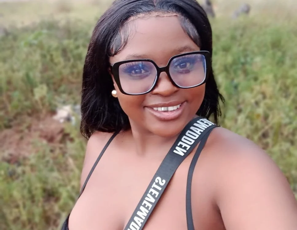 Brown_Baddie_X cam model