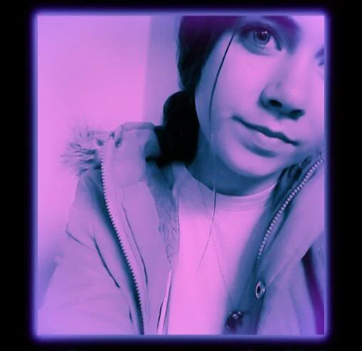 a_horny_mommy02's Offline XXX Chat