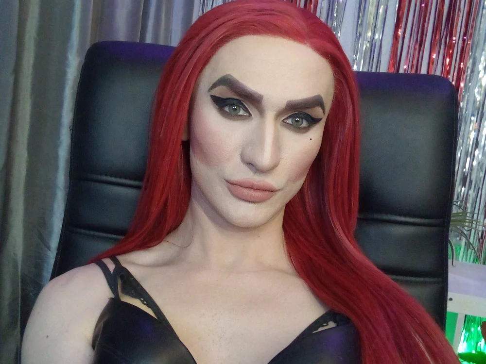 Cristal_Connors offline chatrum