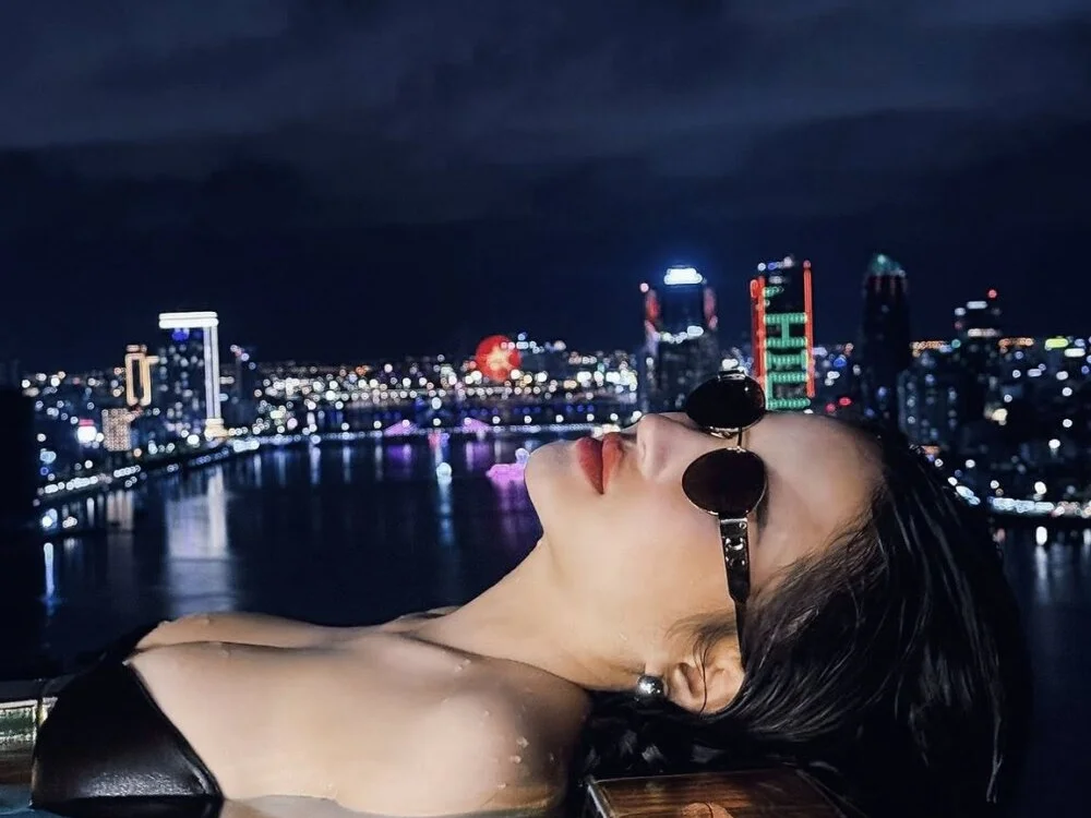 Li-Linh Chat XXX Ngoại tuyến