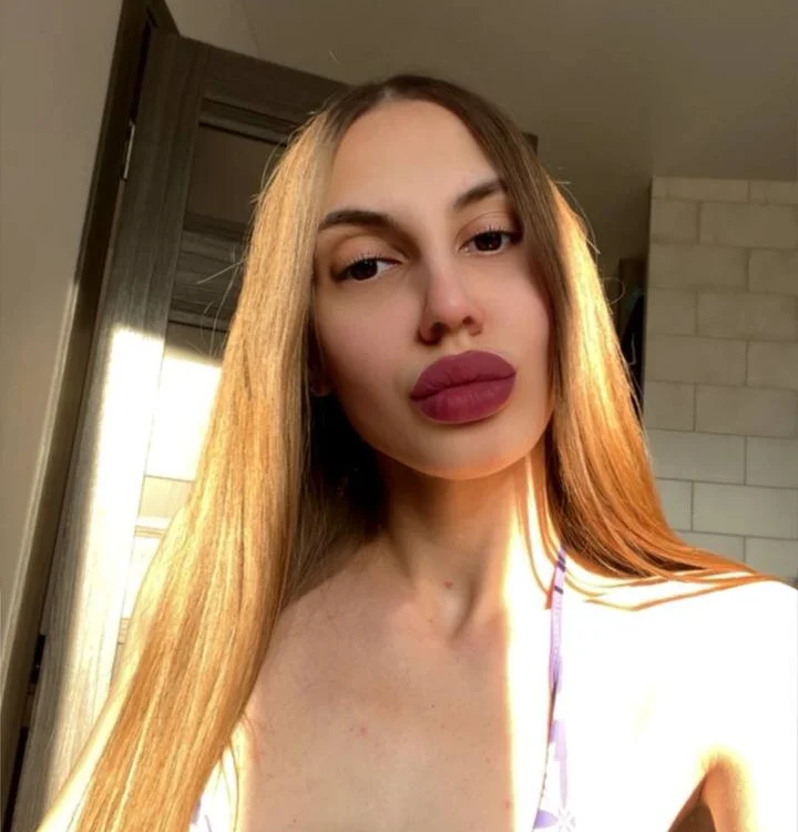 Janet_Welder's Offline Chat Room