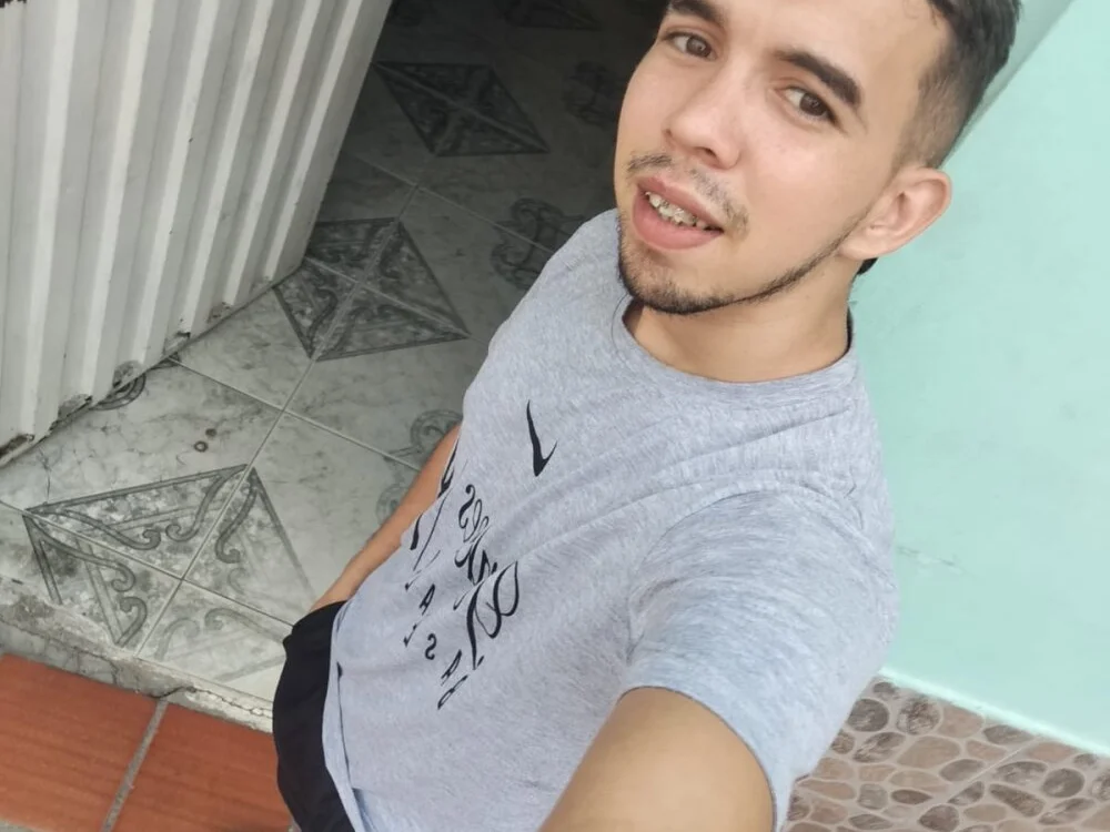 Valakk_ Chat XXX offline