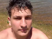 Gabriel17cm123's webcam live show