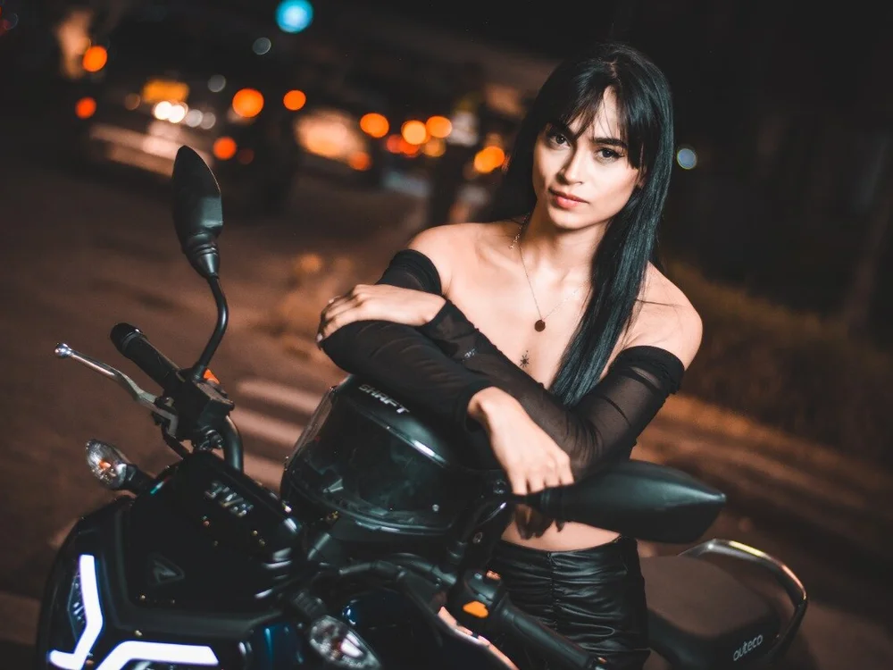 diamond_pink1n Offline XXX chat