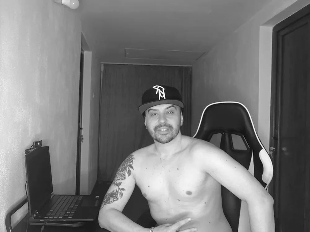 BerryJay's Offline Chat Room