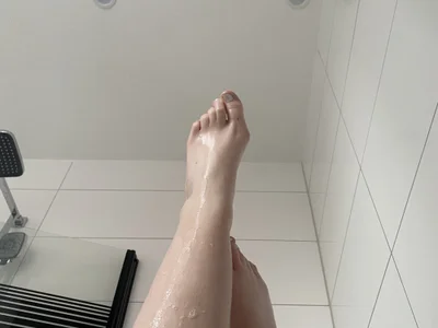 Mila_Lena on StripChat