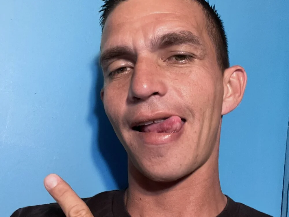 3Patasyunayuca's Offline XXX Chat