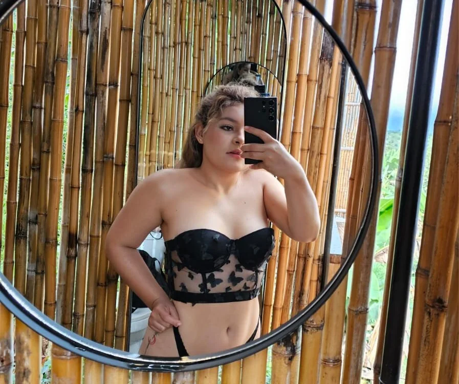 Allhondra Offline XXX-chat