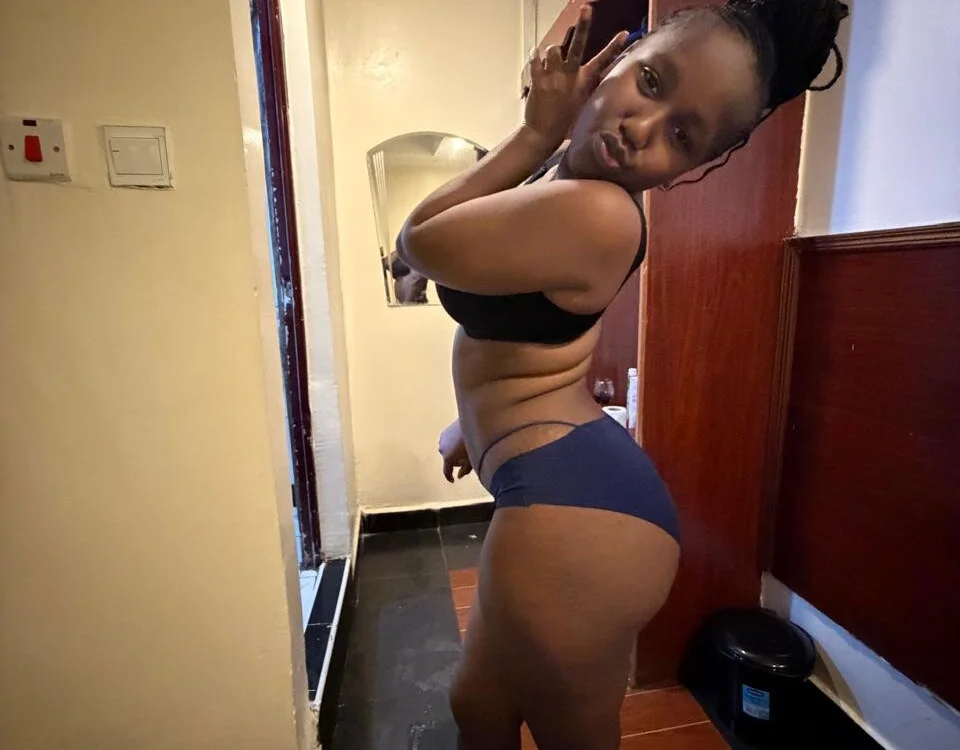 Chatroom XXX hors ligne de Teresia_Njr