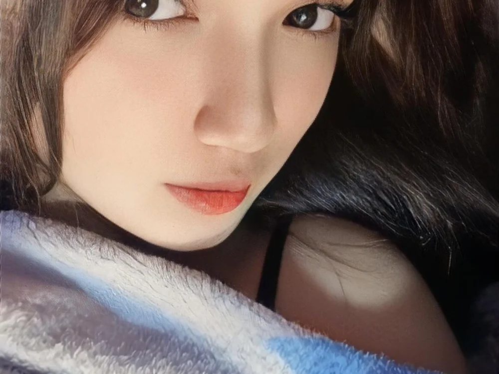 Lianneeeeee1 Offline XXX-Chat