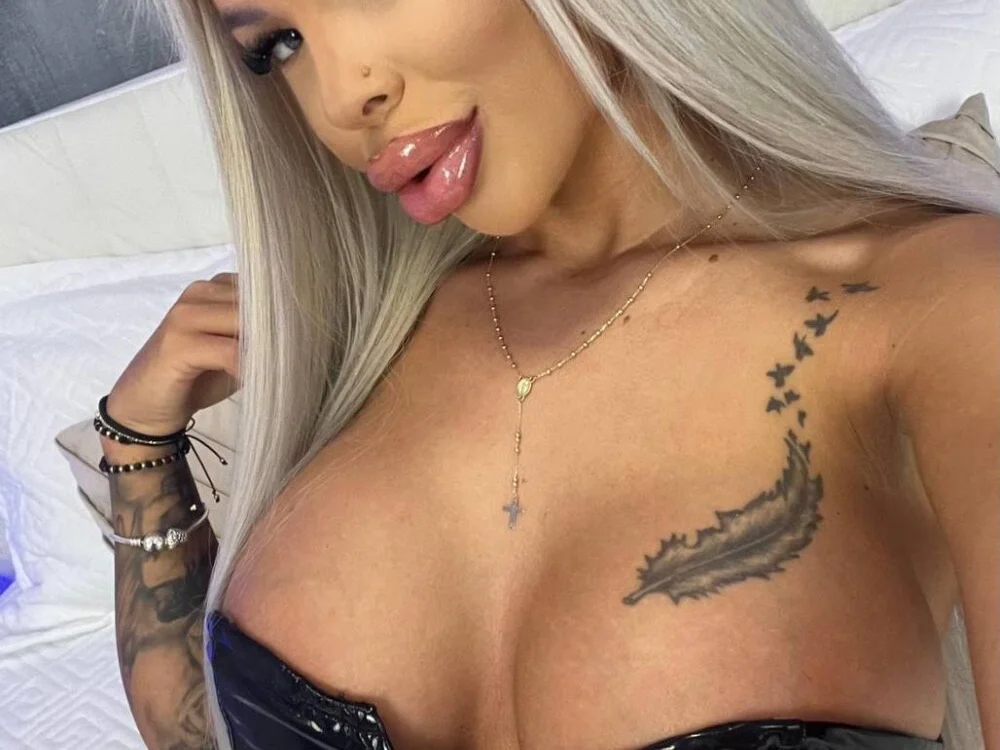 Ivy_Ann's Offline XXX Chat