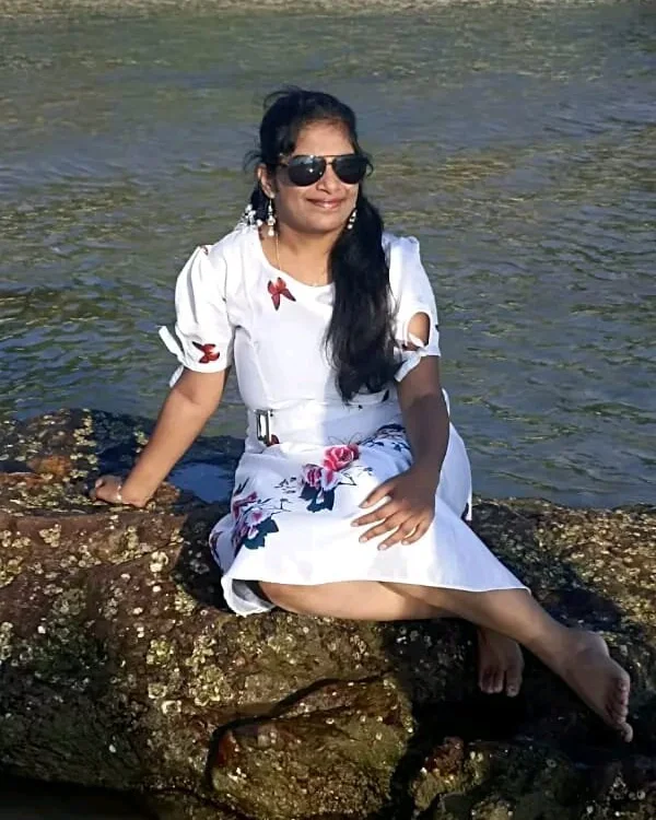 Radhikaa_2 Offline XXX Chat