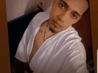 andy2409 webcam model