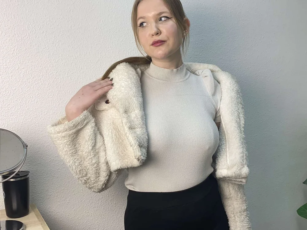 ThereseThomas' Offline Chat Room