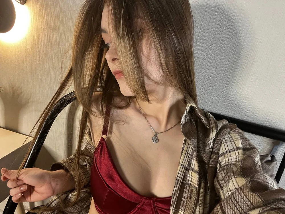 Chatroom XXX hors ligne de CherlyGuss