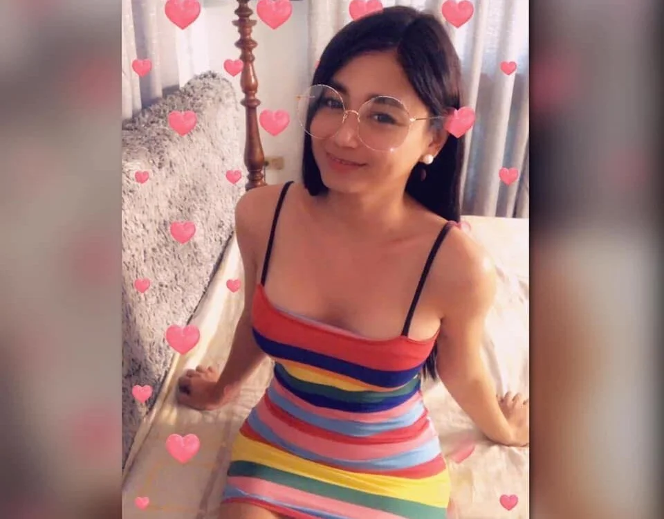 StrongCockTrans cam model