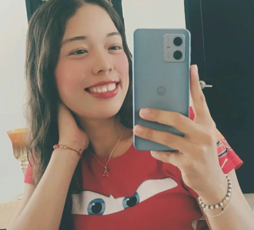 Hana_lewis' Offline XXX Chat