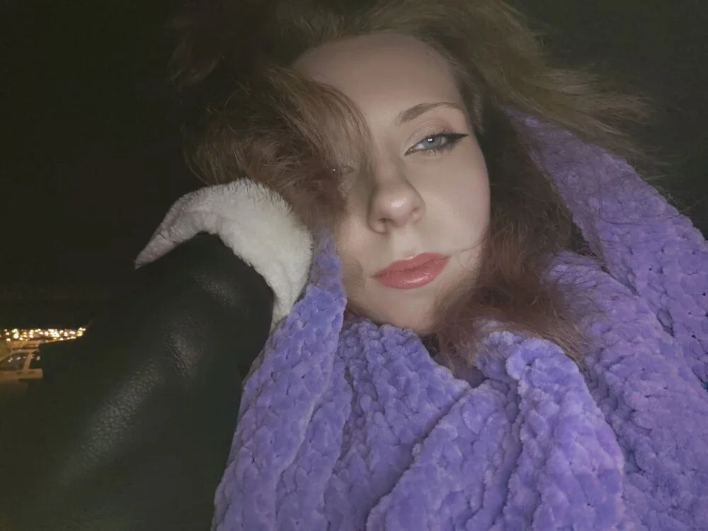 TiaraHenegan Offline XXX Chat