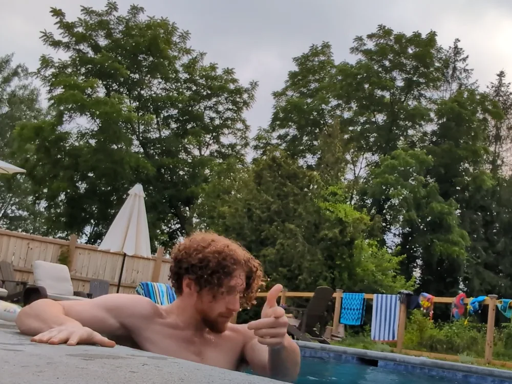 GingerPrinceX's Offline Chat Room