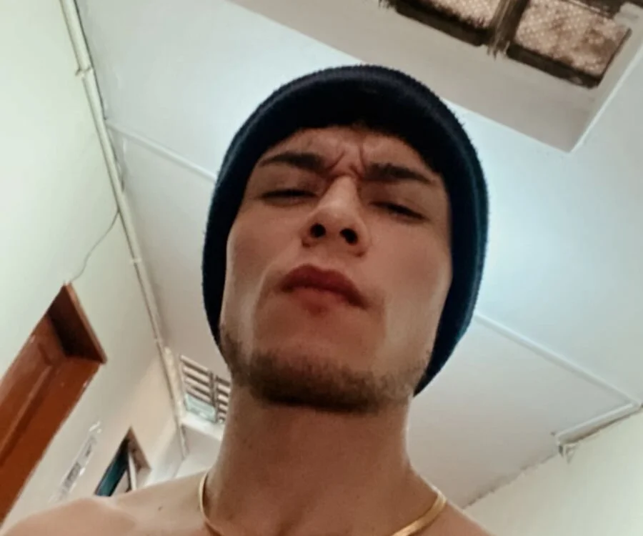 AndresCock's Offline Chat Room