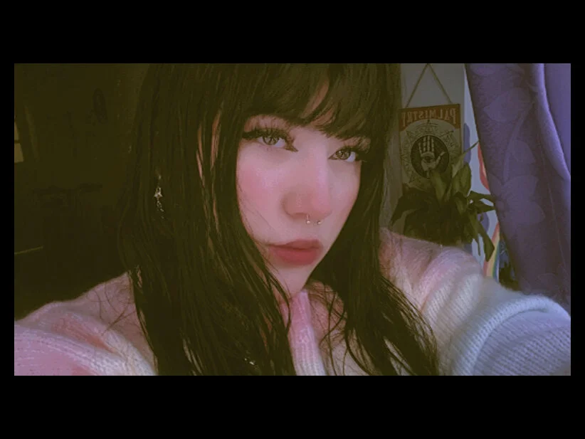 Offline XXX chat limoncito_blossom