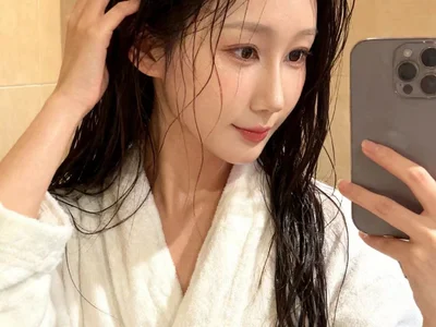 BoxedGyre- on StripChat