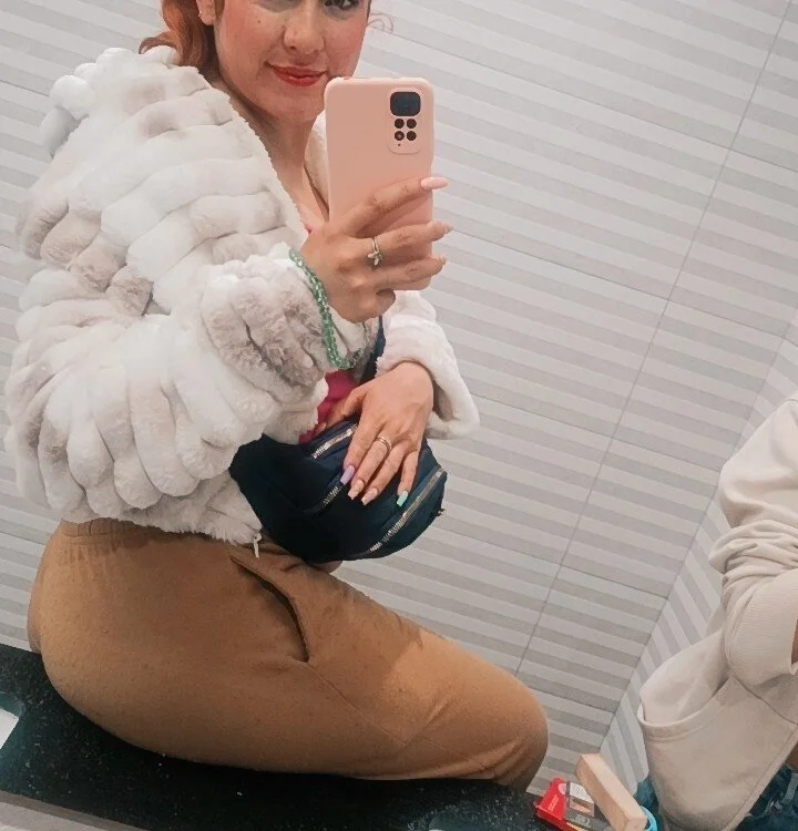 sarahh_love offline XXX-chat